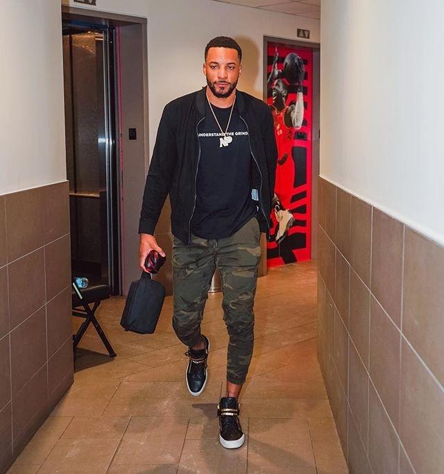 德天空：巴萨球探还没考察努萨，莱比锡明夏要价6000万欧起（德天空：巴萨球探尚未考察努萨，莱比锡明夏要价至少6000万欧）