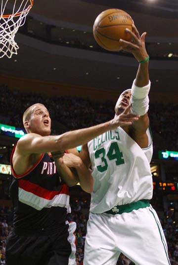 昨日大连人时隔一年更新社媒：又过了一年，你们还好吗？（大连人时隔一年再更社媒：又一年过去，你们还安好？）